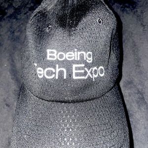 This is a boeing hat nothing really exciting just thought I’d try to sell it